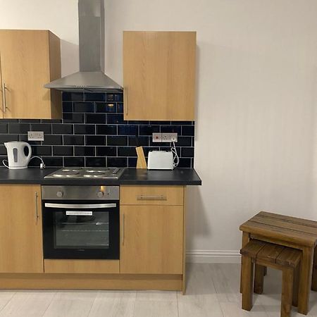 クルーNantwich Houseアパートメント エクステリア 写真